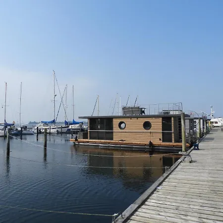 Hausboot-lafe Flensburger Foerde Bådhotel Egernsund