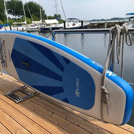 Hausboot-lafe Flensburger Foerde ספינת מלון