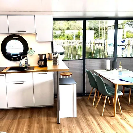 Hausboot-lafe Flensburger Foerde Egernsund