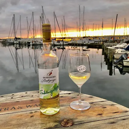 Hausboot-lafe Flensburger Foerde ספינת מלון Egernsund