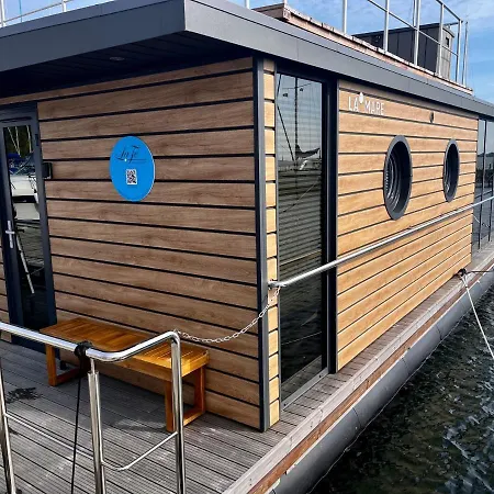 Bateau-hôtel Hausboot-lafe Flensburger Foerde *