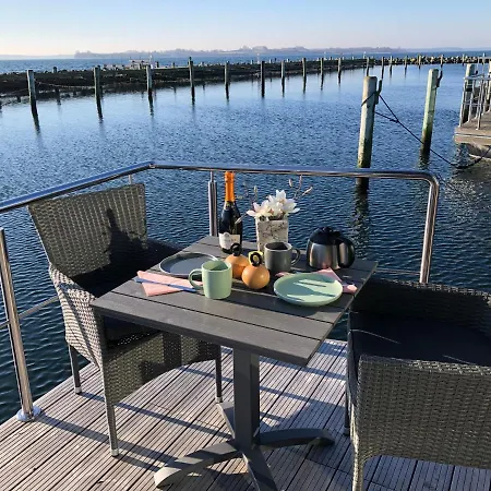 Hausboot-lafe Flensburger Foerde Bådhotel Egernsund