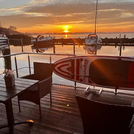 Hausboot-lafe Flensburger Foerde * Egernsund